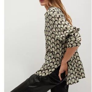 ZARA Loose Fitting Neutral Geometric Pattern Button Down Blouse Side Slits, sz M